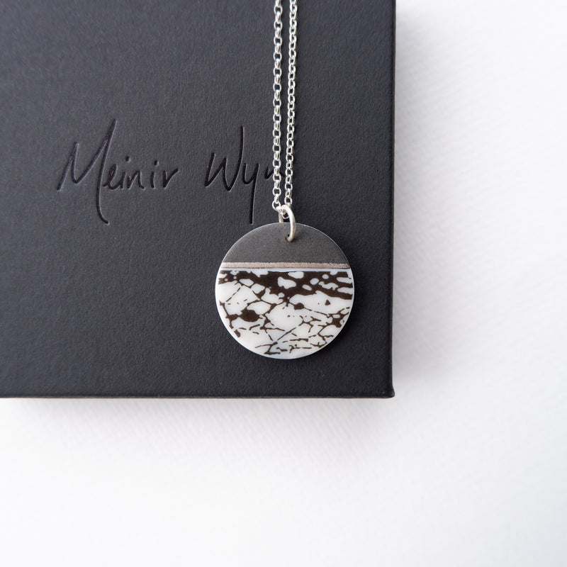 Abstract Round Necklace