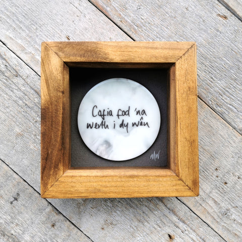 Cofia fod 'na werth i dy wên