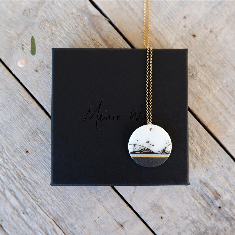 Abstract Circular Gold Necklace (small)