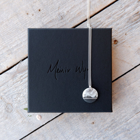 Mini Marbled Abstract Necklace