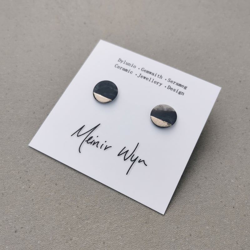 Medium Marbled Studs