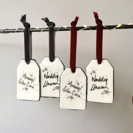 Nadolig Llawen / Annwyl Siôn Corn Christmas Decoration